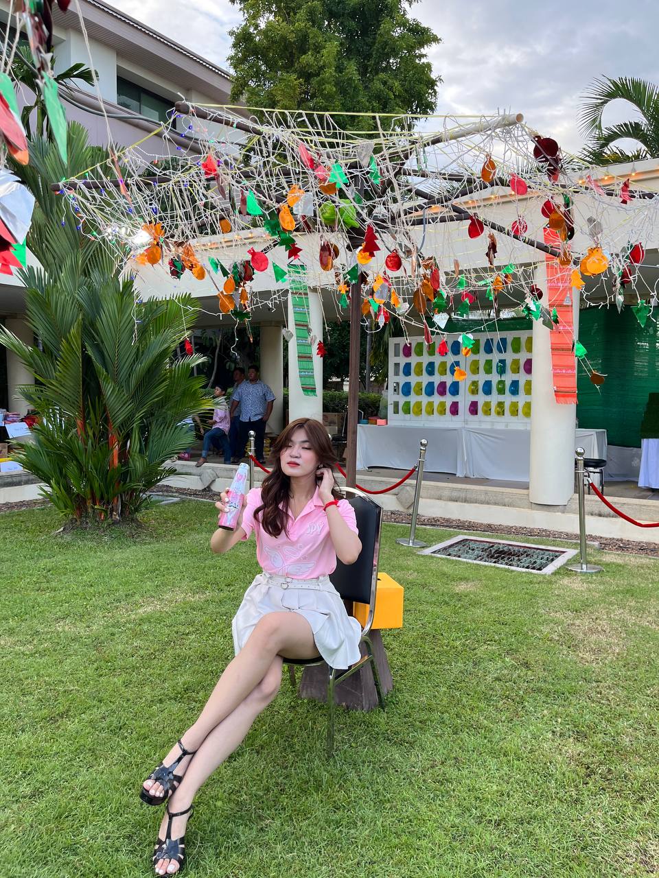Thai Embassy with Da Houg Heng 19
